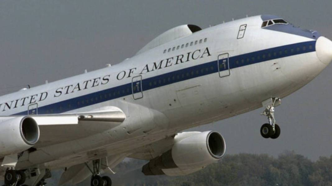 Washington semalarında ‘Kıyamet Günü’ alarmı! E-4B Nightwatch neden havalandı, Türkiye nasıl okuyor? 5